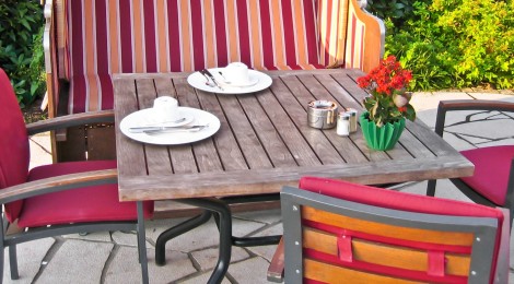 Five Essential Outdoor Furniture for Your Patio